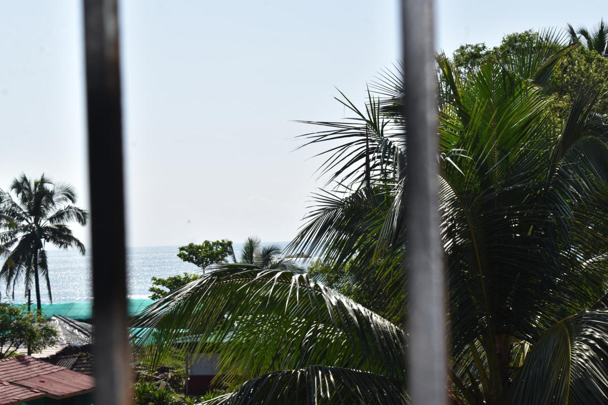 Gundappa Cafe Gokarna Kudle Beach Exterior foto